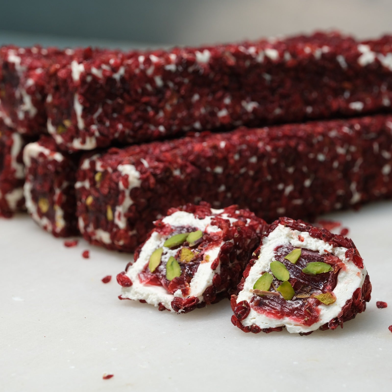 Hacı Bayram-Nar Fıstıklı Zereşk Kaplı Sultan Sarma Lokum-5 Kg